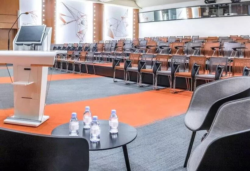 Novotel Paris Rueil Malmaison