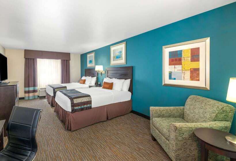 استراحتگاه Wingate By Wyndham St. George