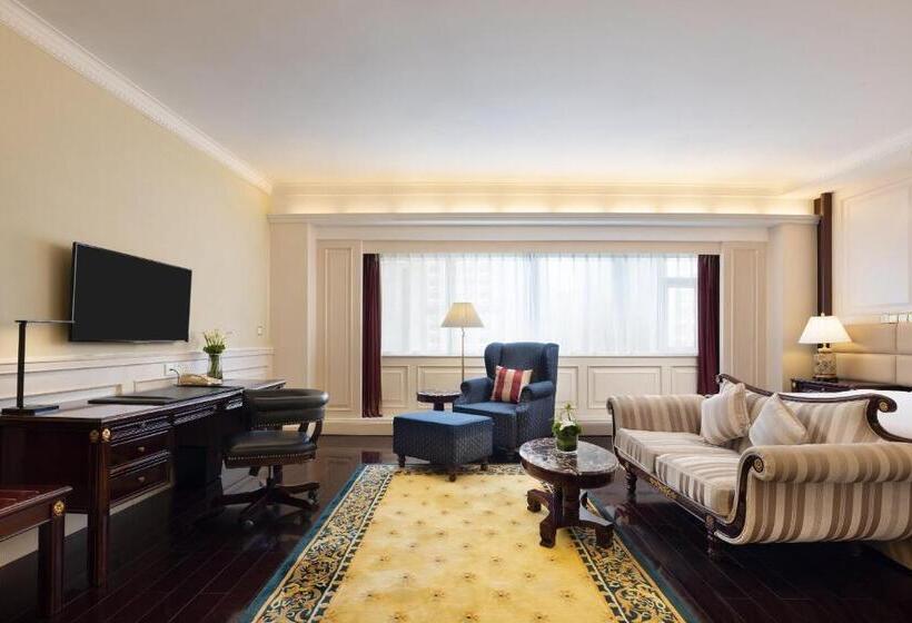 Crowne Plaza Hotel & Suites Landmark Shenzhen, An Ihg Hotel Nearby Luohu Border, Indoor Heated Swi