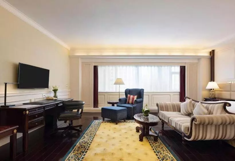 Crowne Plaza Hotel & Suites Landmark Shenzhen, An Ihg Hotel Nearby Luohu Border, Indoor Heated Swi