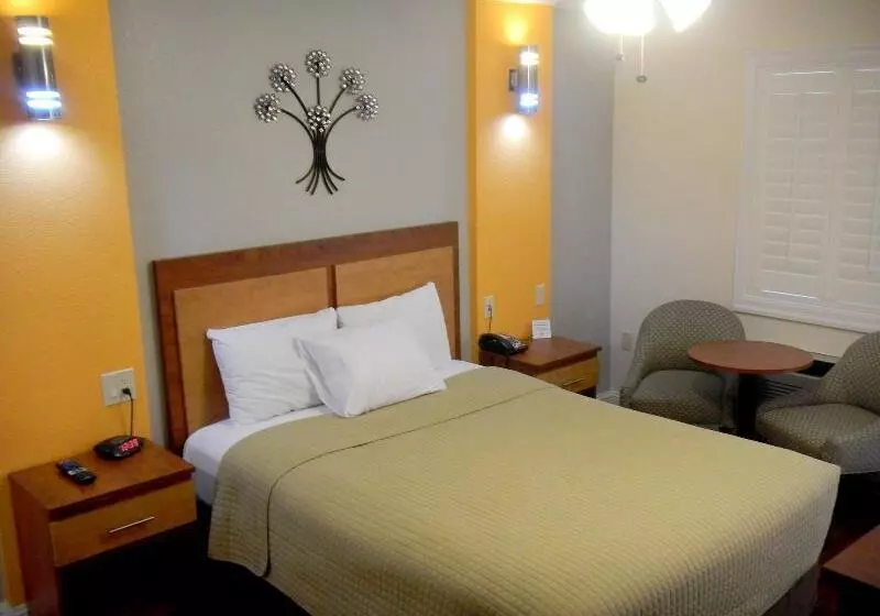 酒店 Fairbridge Inn & Suites Gateway To Yosemite