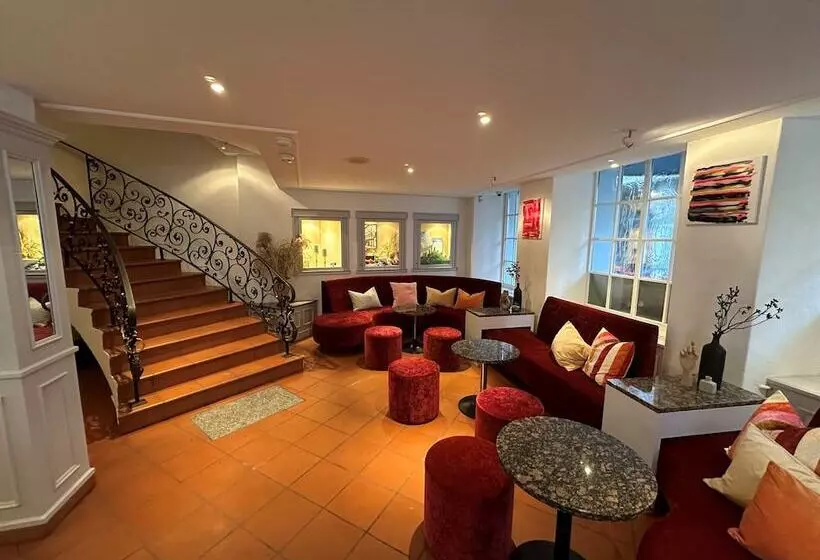 호텔 Roesli Guest House