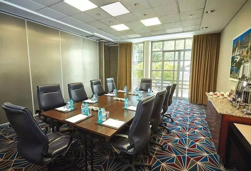 فندق Southern Sun Waterfront Cape Town