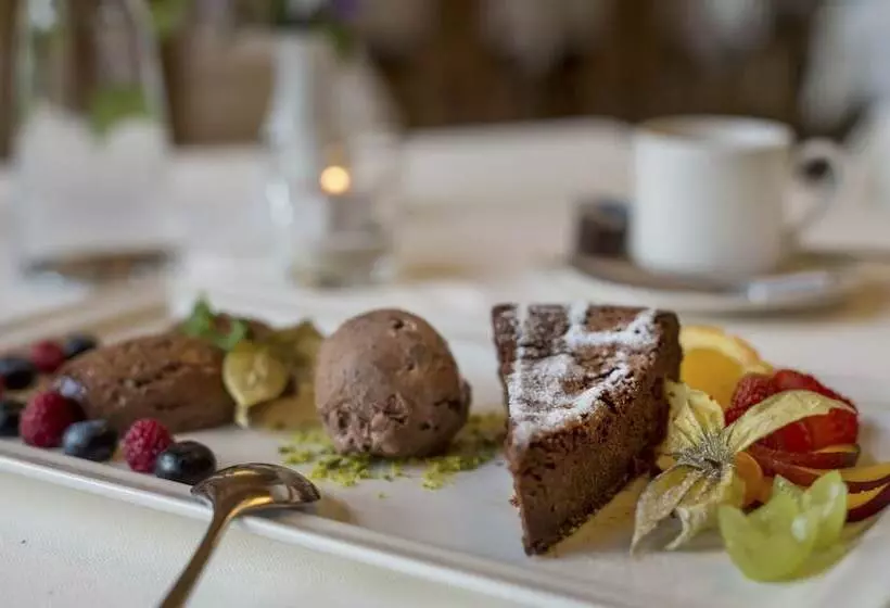 Отель Alpenresort Eienwäldli Engelberg