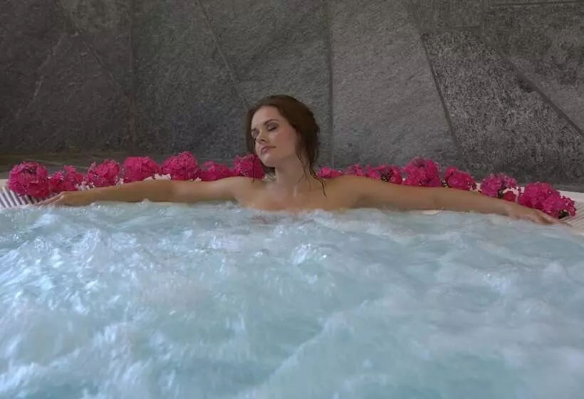 Отель Alpenresort Eienwäldli Engelberg