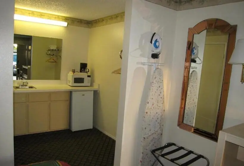 Town House Motel