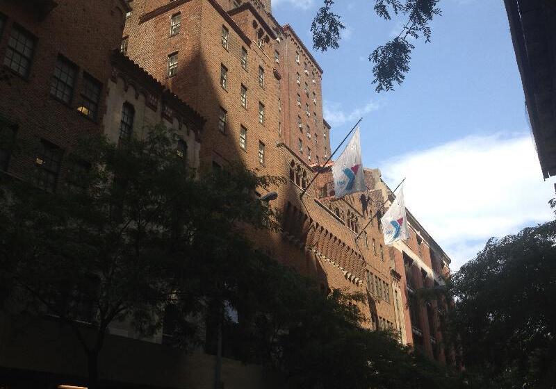 여관 West Side Ymca