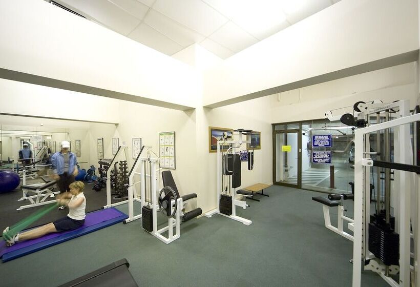 Breakfree Capital Tower Apartments