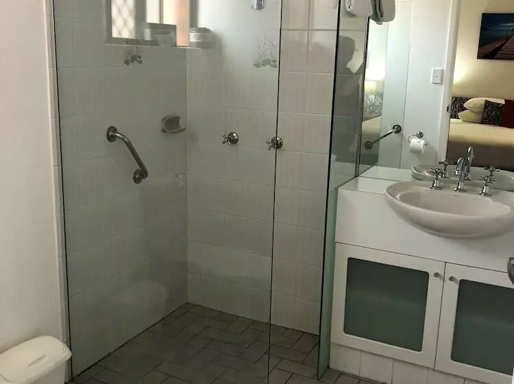 فندق Avaleen Lodge Motor Inn