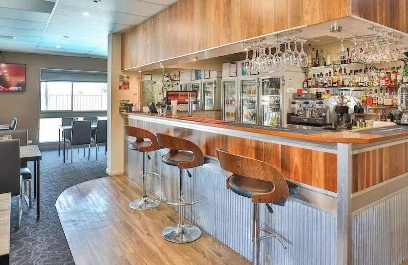 בית מלון כפרי Boulevard Motor Inn