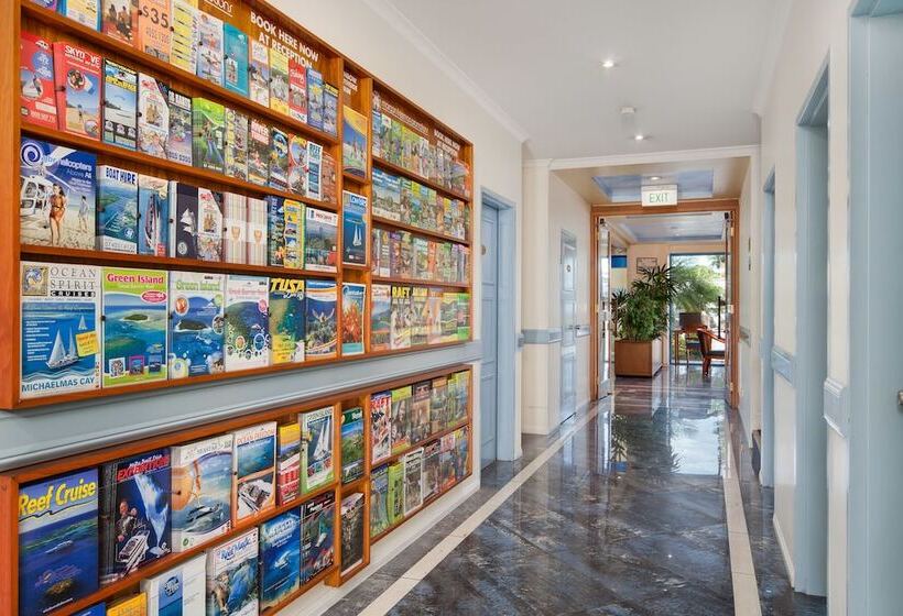 ホテル Cairns Southside International