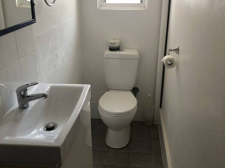 فندق Countryman Motor Inn Cowra