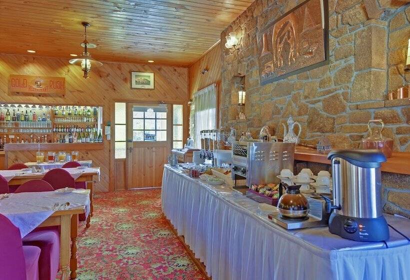 בית מלון כפרי Gold Rush Inn