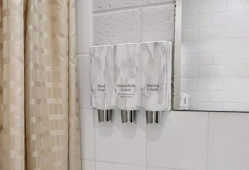 酒店 Gold Rush Inn