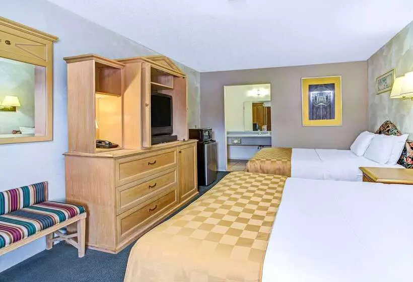 Отель Knights Inn Kissimmee