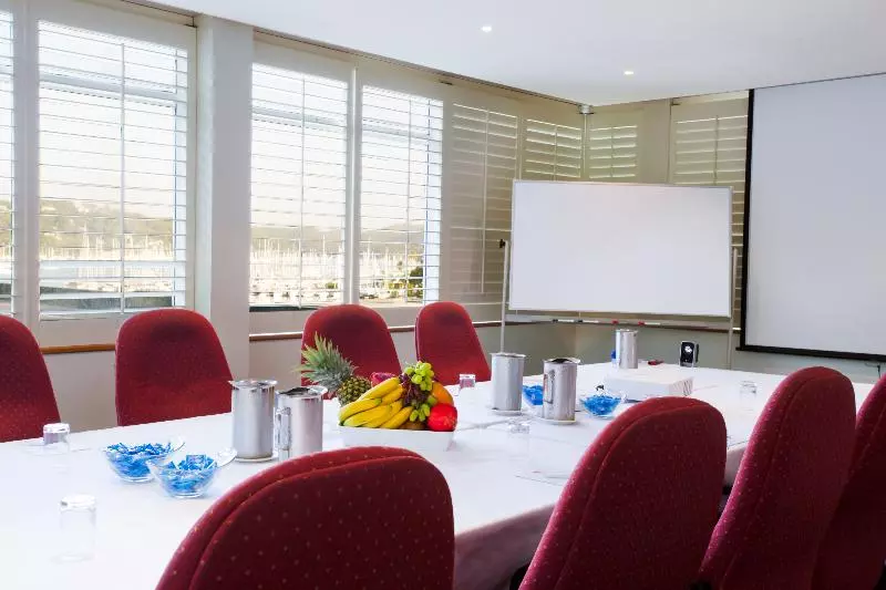 Mirage Hotel Newport