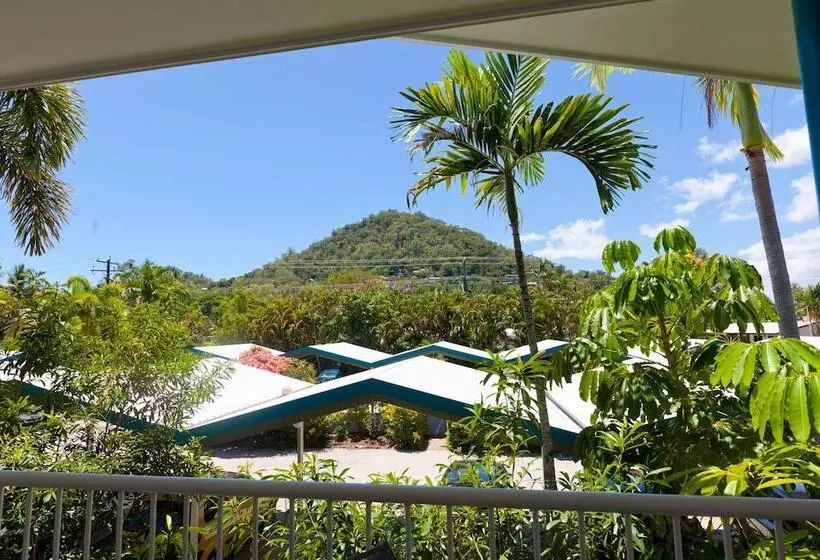 Trinity Beach Pacific