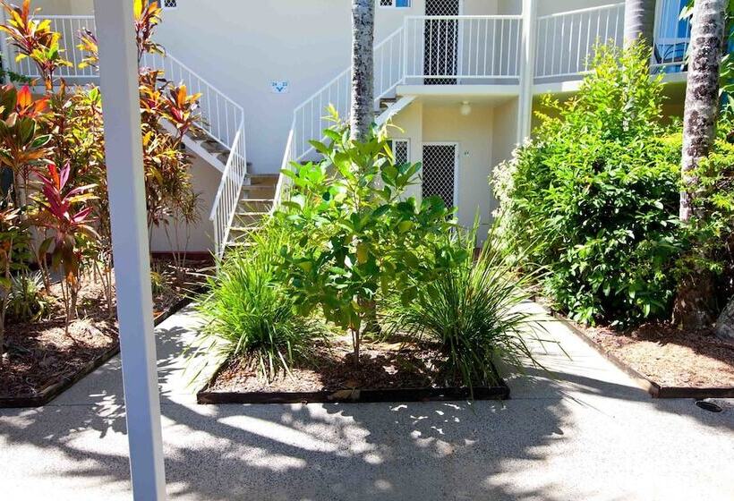 Trinity Beach Pacific