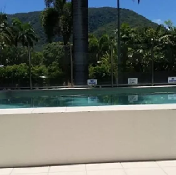 Trinity Beach Pacific