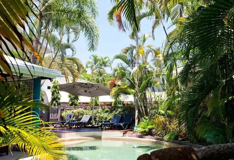 Trinity Beach Pacific