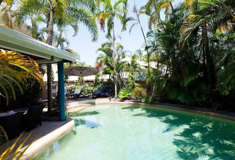 Trinity Beach Pacific