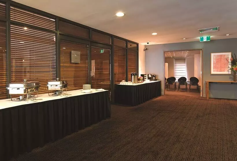 Adina Apartment Hotel Sydney Town Hall