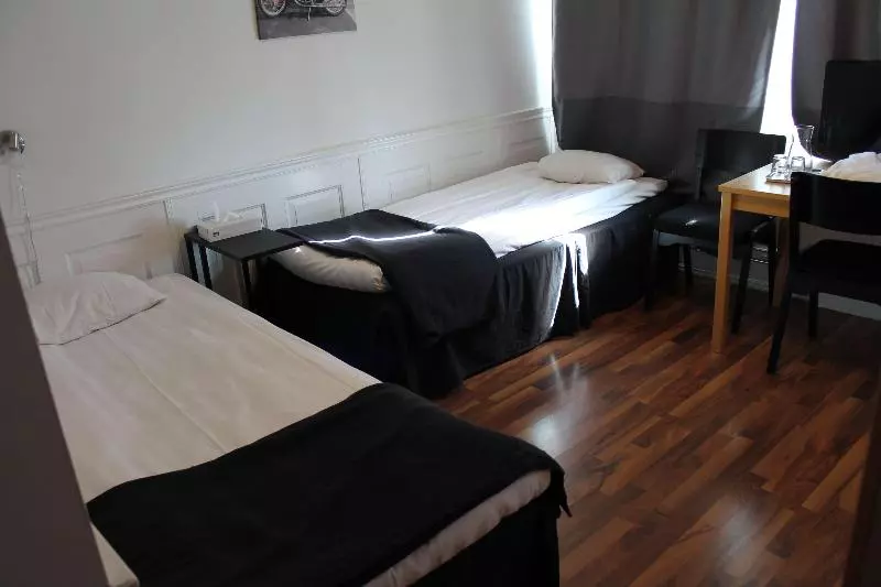 Best Western Colonial Village Motel