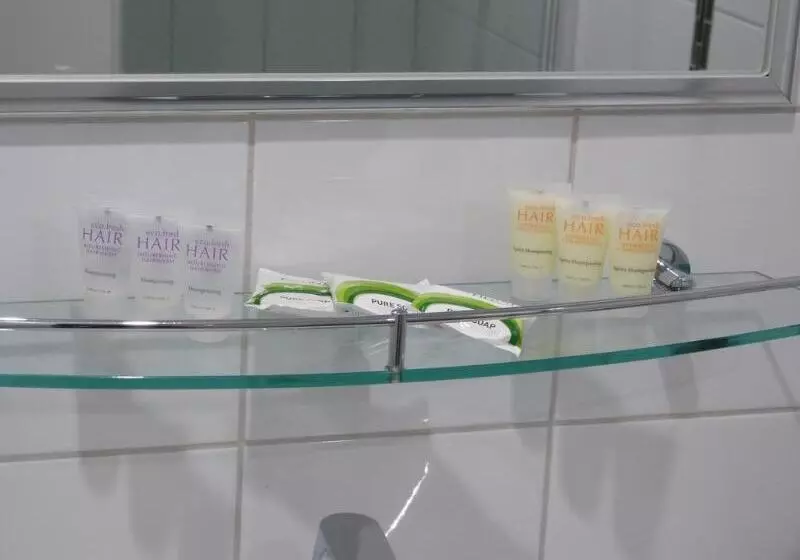 Coconut Grove Holiday Apartments