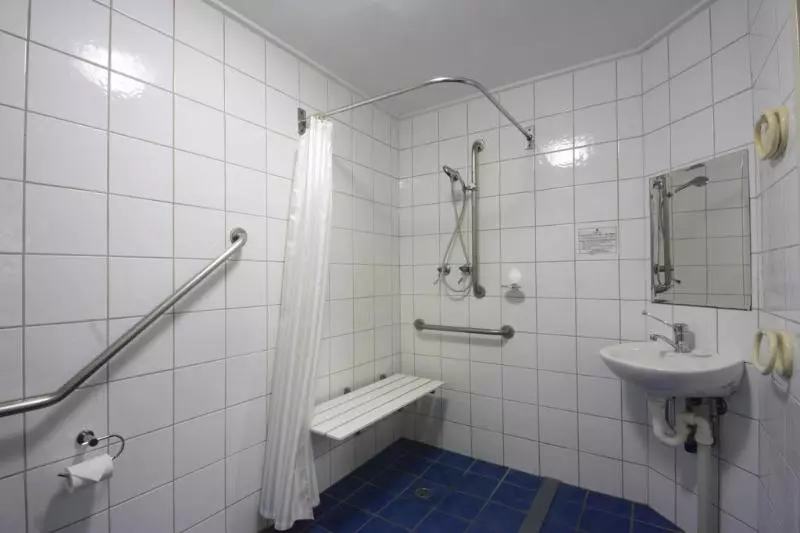 Coconut Grove Holiday Apartments