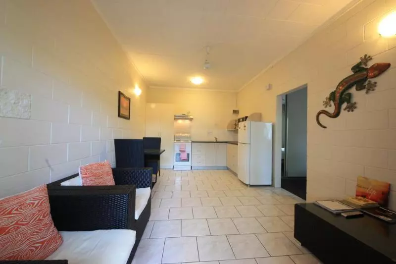 Coconut Grove Holiday Apartments