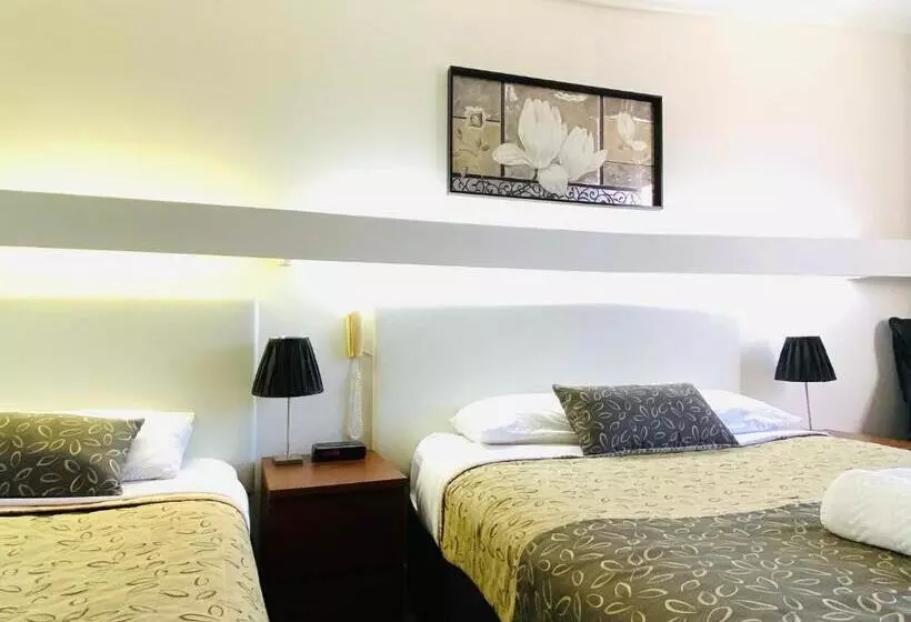 Connells Motel & Serviced Apartments