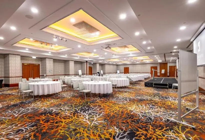 Duxton Hotel Perth