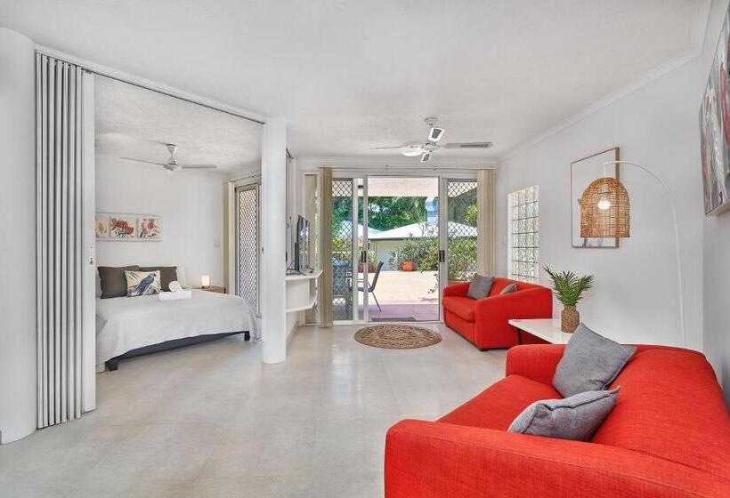 Golden Sands Beachfront Resort