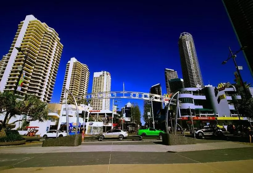 Grosvenor Beachfront Apartments Surfers Paradise