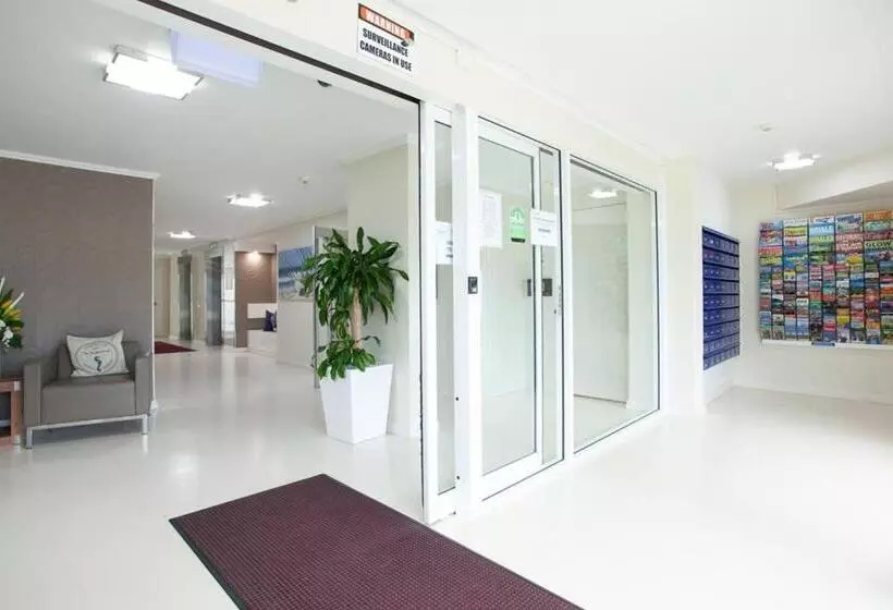 Grosvenor Beachfront Apartments Surfers Paradise