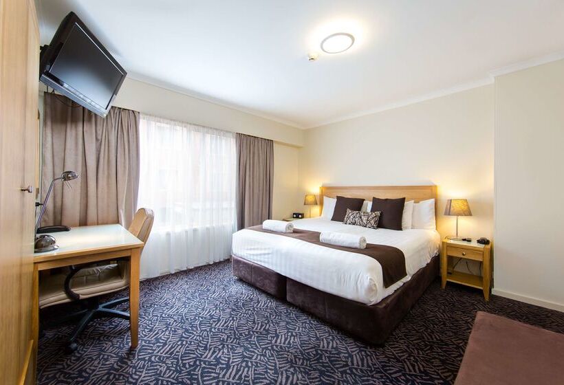 Hotel Best Western Plus Hovell Tree Inn
