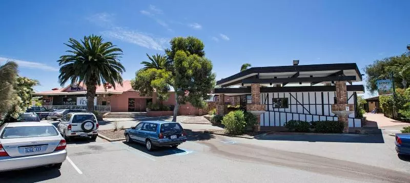 Leisure Inn Hotel Rockingham