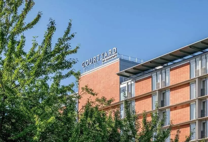 هتل Courtyard By Marriott Linz
