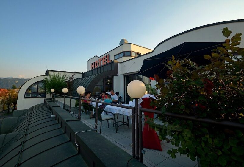 Skycity Hotel Atrigon