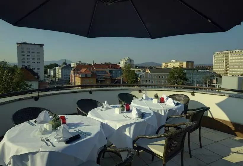 Skycity Hotel Atrigon