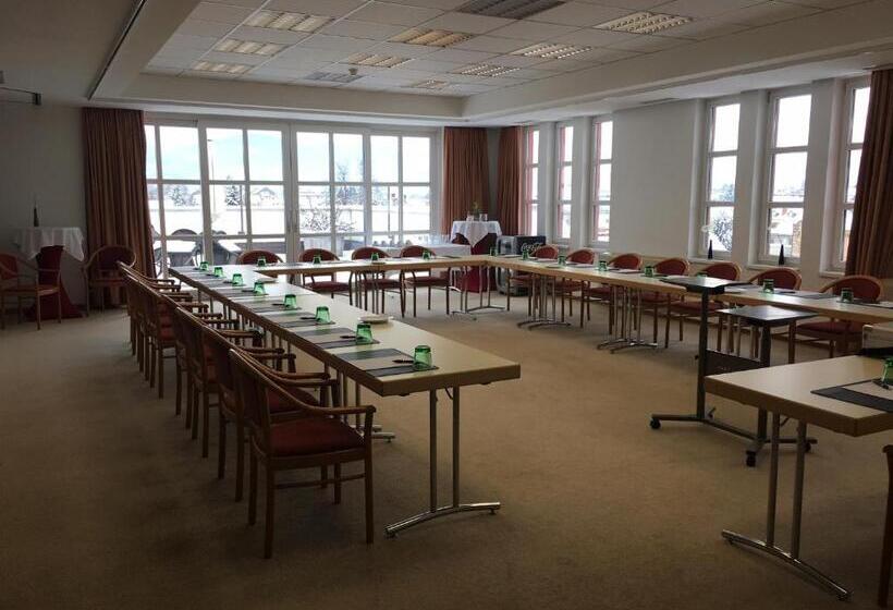 Skycity Hotel Atrigon