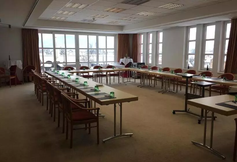 Skycity Hotel Atrigon