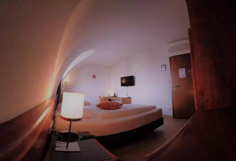 Skycity Hotel Atrigon