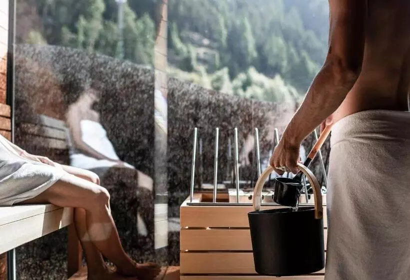 Отель Sportlers Lodge Sölden Lifestyle Lässig Anders