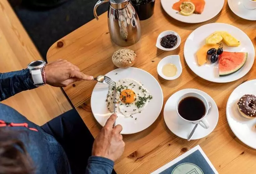 Отель Sportlers Lodge Sölden Lifestyle Lässig Anders