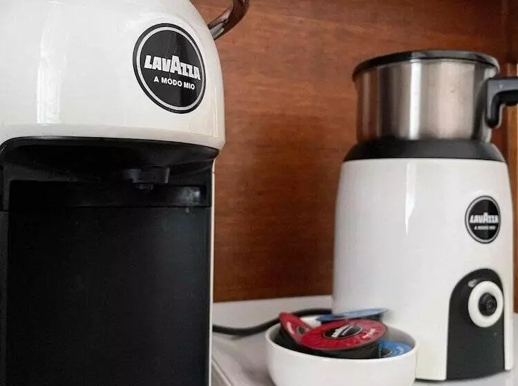 בית מלון כפרי Victoria House Motor Inn