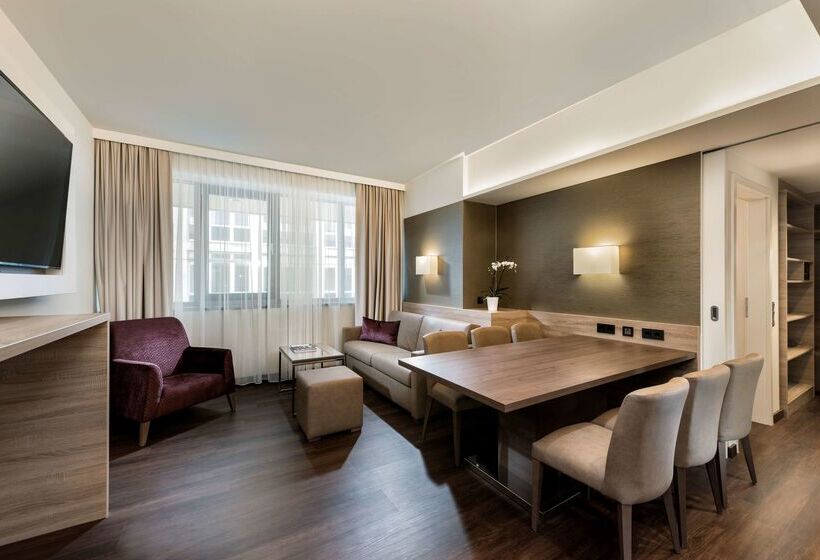 בית מלון כפרי Wyndham Grand Salzburg Conference Centre