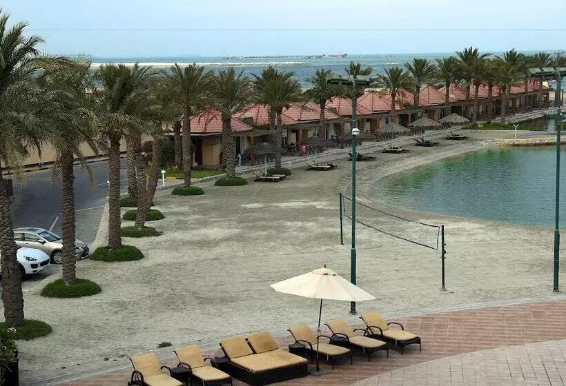 Al Bander Hotel & Resort