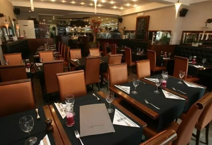 فندق Ambassadeur