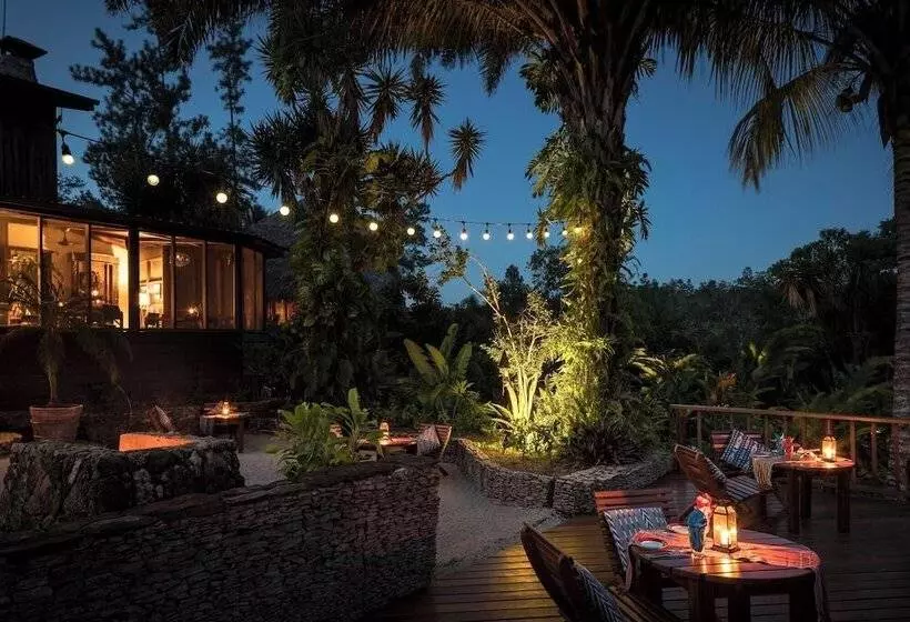 فندق Blancaneaux Lodge by Francis Ford Coppola